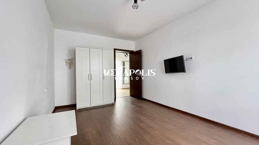 Duplex cu 3 camere cu Canalizare în Tărlungeni