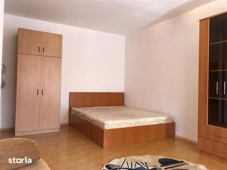Garsonieră în Tei