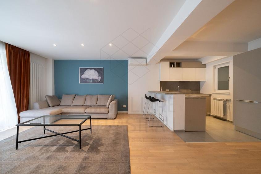 Apartament cu 3 camere semidecomandat, mobilat în Herăstrău