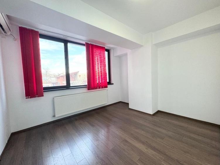 Apartament cu 5 camere în Dorobanți