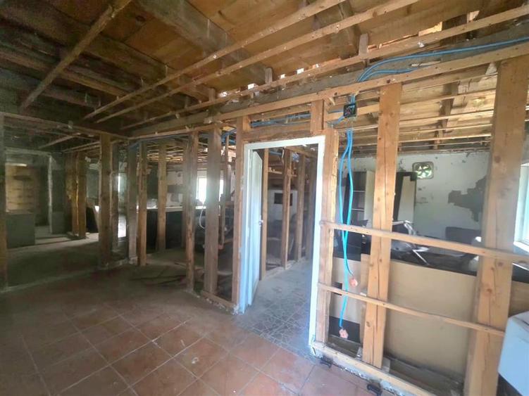Cladire multifunctionala | Burdujeni | 730 mp teren | C-5865 - 6