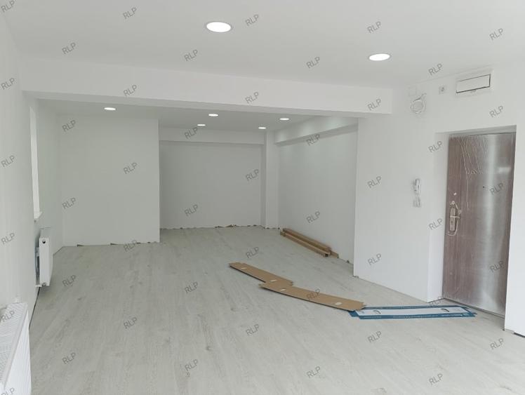 Spațiu comercial, de 54 mp, în Ștefan cel Mare
