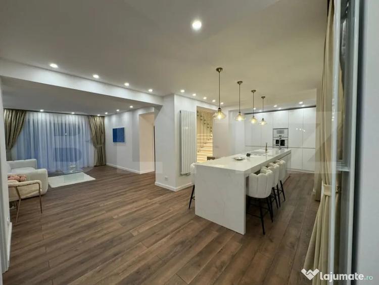 Casă cu 5 camere cu Teren 366 Mp în Central