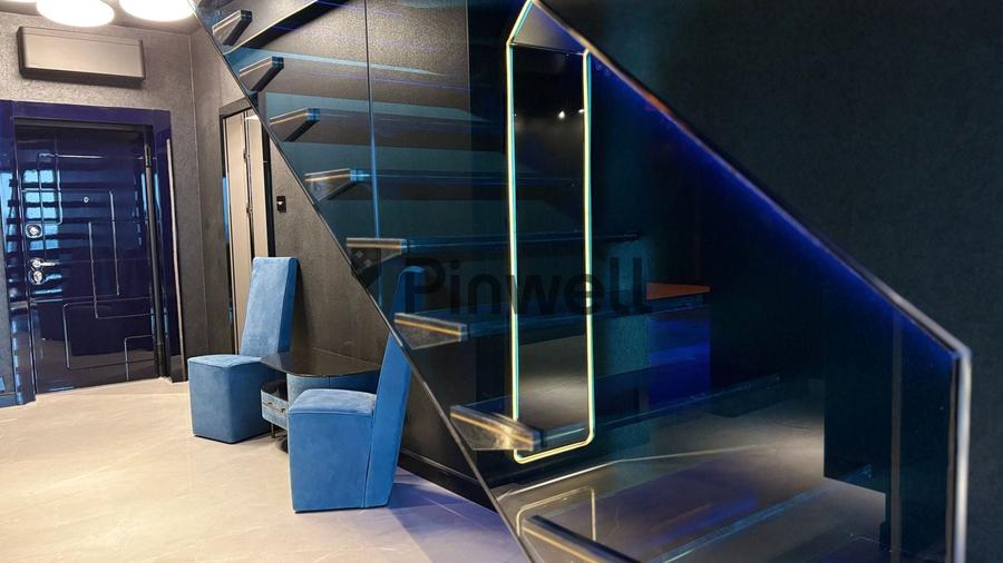 Penthouse cu 5 camere, mobilat în Barbu Văcărescu