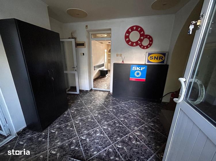Spațiu comercial, de 57 mp, în Obcini