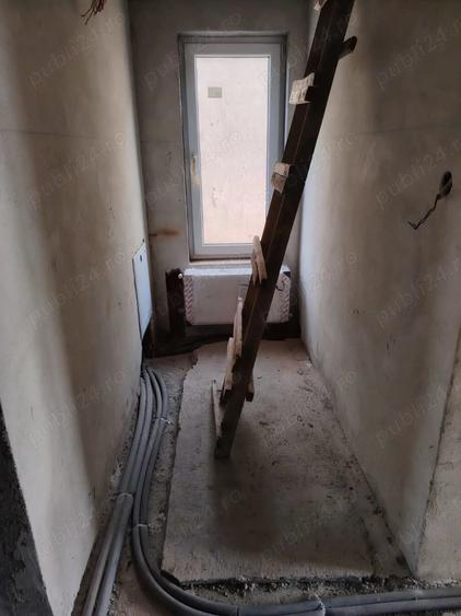 Casă cu 4 camere cu Teren 297 Mp în Central