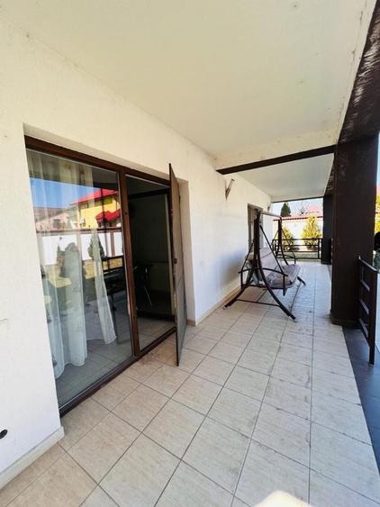 Casă cu 4 camere cu Teren 610 Mp în Preajba