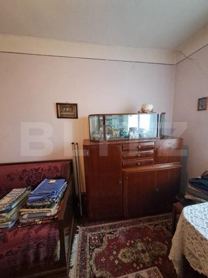 Casă cu 3 camere cu Canalizare în Tractorul