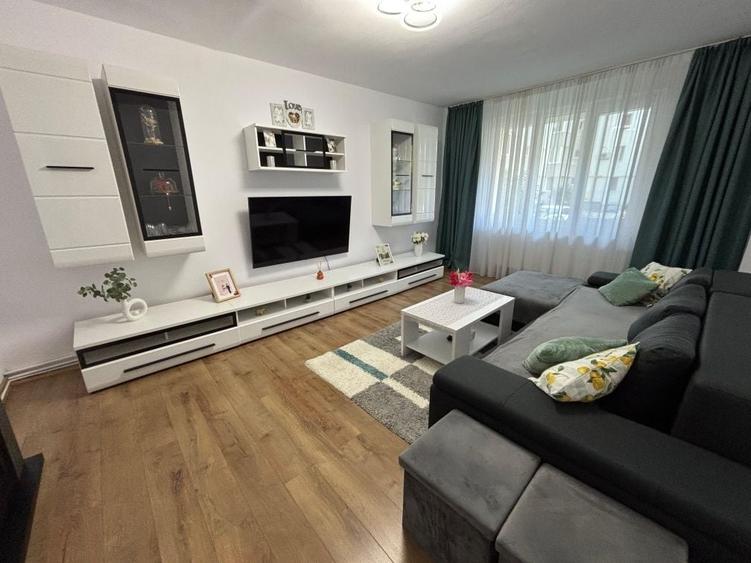 Vand apartament 3 camere independentei - 8