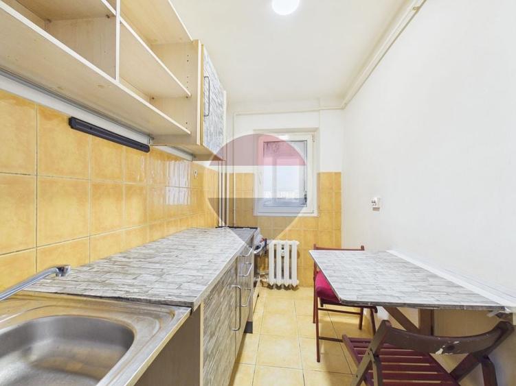 Apartament cu 2 camere decomandat, mobilat în Doamna Ghica