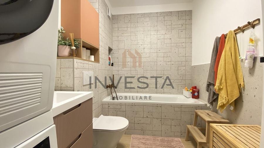 Apartament cu 3 camere semidecomandat, mobilat în Zorilor
