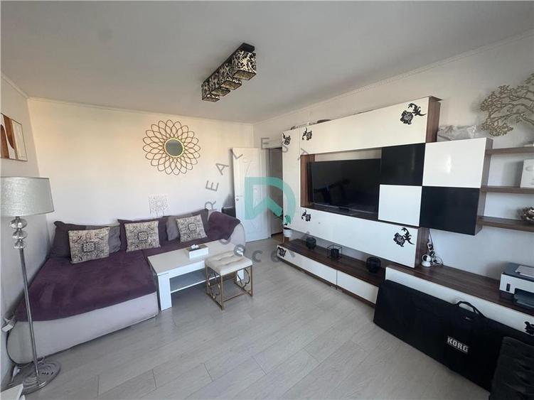 Apartament cu 2 camere semidecomandat în Astra