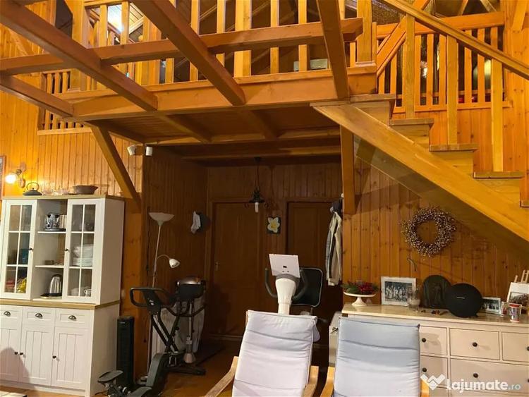 Casă cu 5 camere cu Teren 3000 Mp în Făget