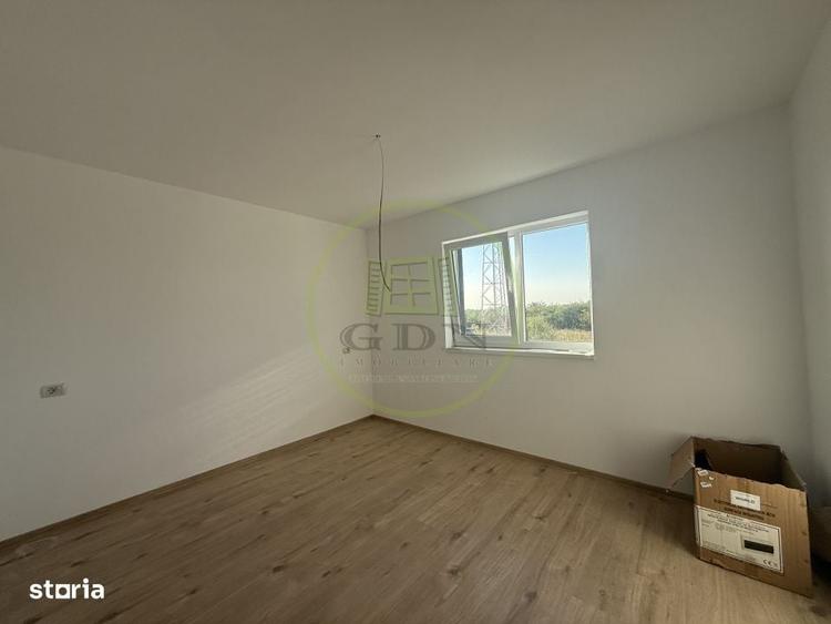 Casă cu 4 camere cu Teren 500 Mp în Central