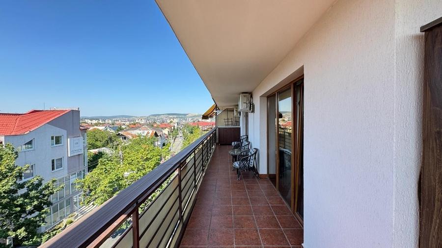 Apartament cu 3 camere, mobilat în Gheorgheni