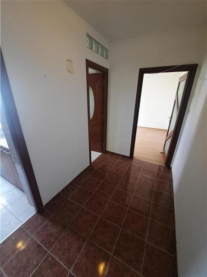 Apartament cu 2 camere nedecomandat în Alecu Russo