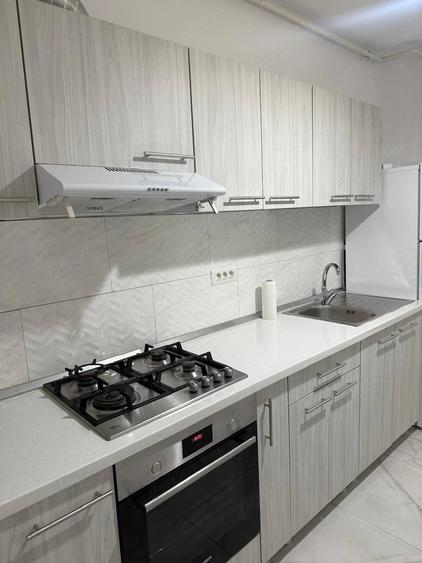 Apartament cu 2 camere decomandat în Dobroești