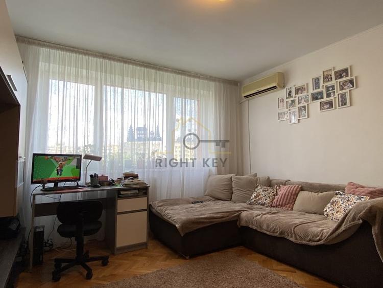 Apartament cu 3 camere semidecomandat, mobilat în Ștefan cel Mare