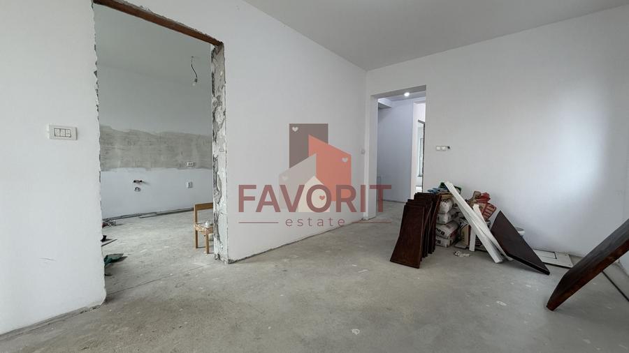 Duplex cu 5 camere cu Canalizare în Moșnița Nouă