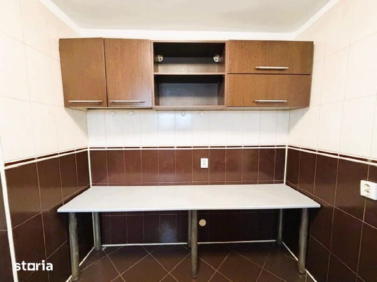 Apartament cu 3 camere decomandat în Nicolae Titulescu