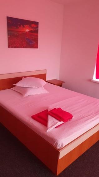 Casă individuală cu 20 camere cu Teren 313 Mp în Central