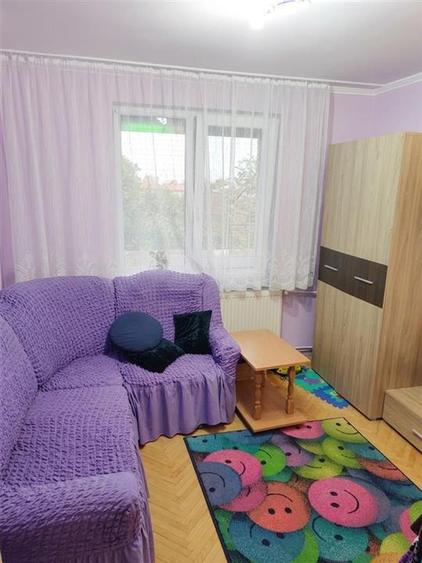 RECO Apartament cu 3 camere decomandat in cartierul Rogerius - 5