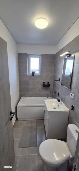 Apartament cu 2 camere decomandat în Apărătorii Patriei