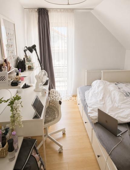 Apartament cu 3 camere semidecomandat, mobilat în Zorilor