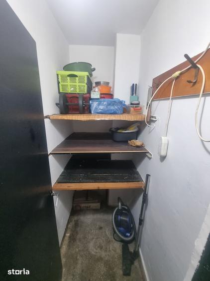 Apartament cu 2 camere decomandat în CET