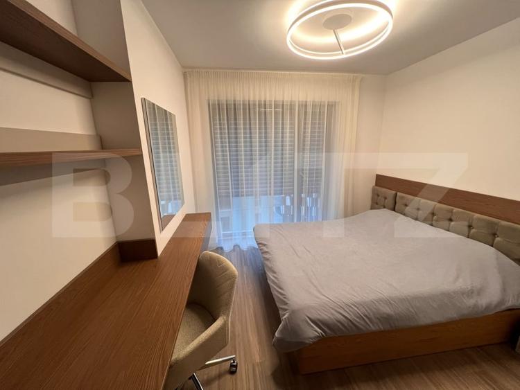 Apartament cu 2 camere semidecomandat, mobilat în Semicentral