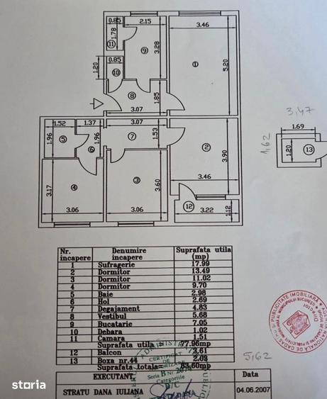 Apartament cu 4 camere decomandat în Drumul Taberei