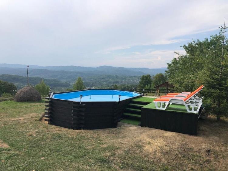 Casă în Pietrari