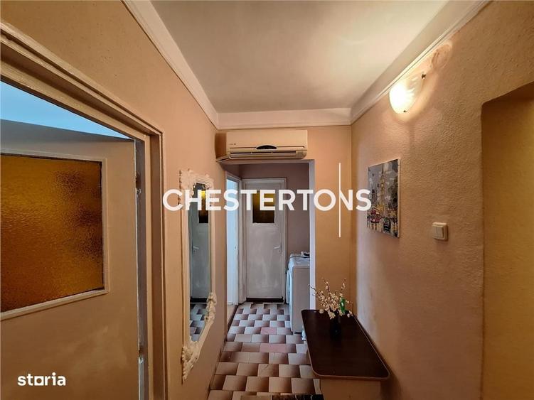 Apartament cu 2 camere decomandat în Central