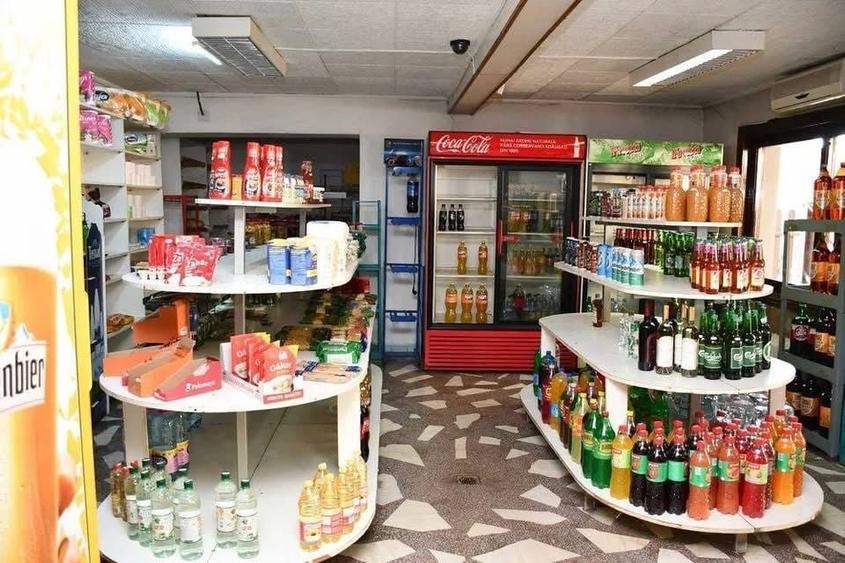 Casă cu 4 camere în Central