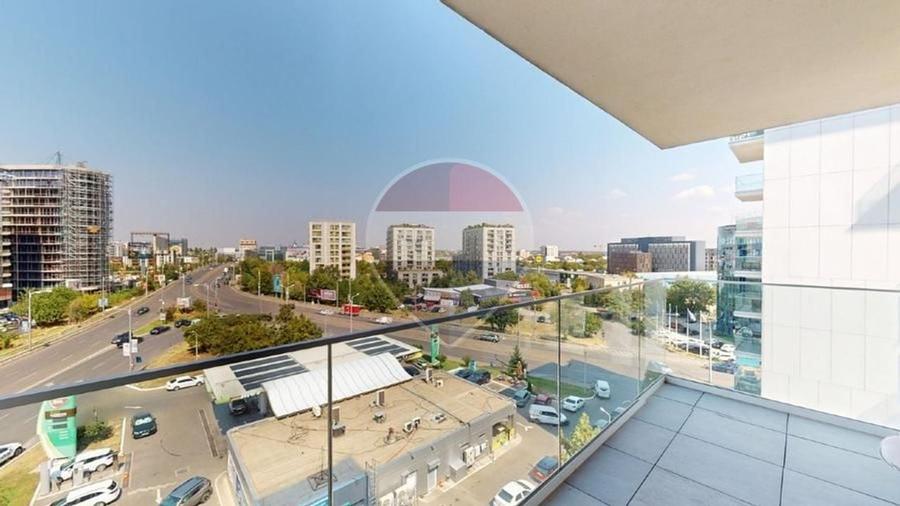 Apartament cu 3 camere decomandat în Herăstrău