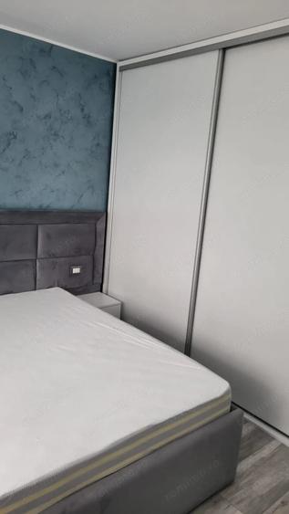 De inchiriat apartament cu 2 camere la Papadie, etaj 3, renovat, 500 E - 11