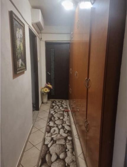 Apartament cu 2 camere decomandat în Dacia