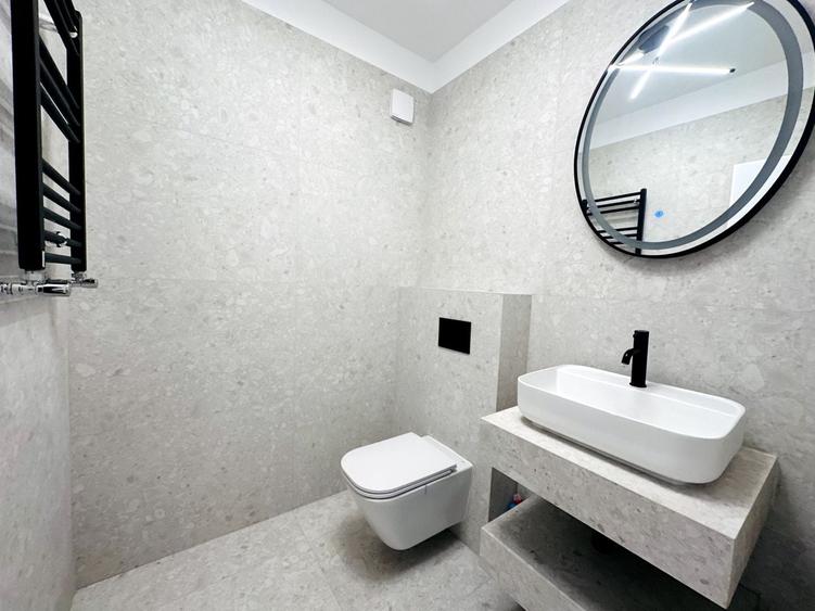 Apartament cu 3 camere decomandat, mobilat în Aviației