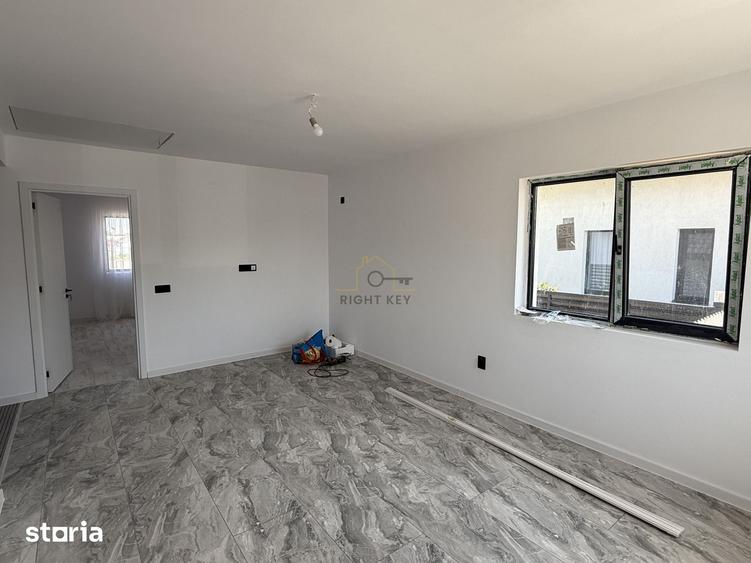 Casă cu 3 camere cu Teren 250 Mp în Clinceni