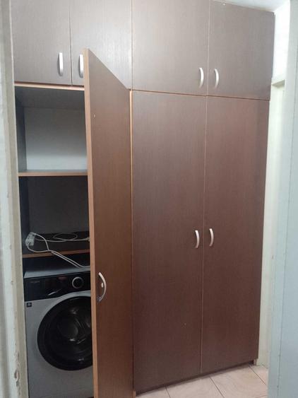 Apartament cu 2 camere semidecomandat în Cetate