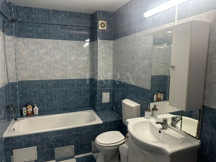 Apartament modern cu 2 camere, balcon și lift. - 1