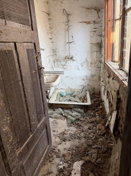 Casă individuală cu 5 camere cu Teren 1600 Mp în Poseștii-Pământeni