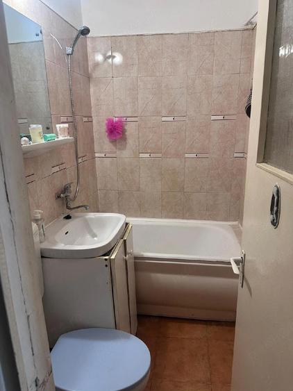 Garsonieră decomandată în Bucium