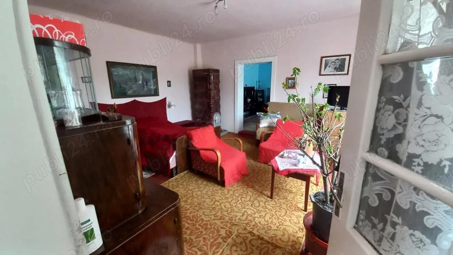 Casă cu Teren 1100 Mp în Central