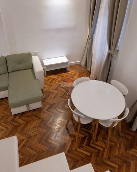 Apartament cu 2 camere semidecomandat, mobilat în Ultracentral