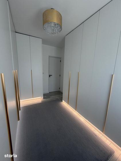 Casă cu 4 camere cu Teren 366 Mp în Primăverii