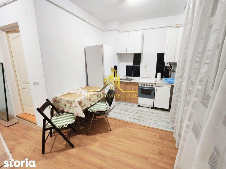 Inchiriez apartament de 42 mp, renovat, mobilat, cu gradina de 35 mp si loc parcare, cart Gheorgheni - 11