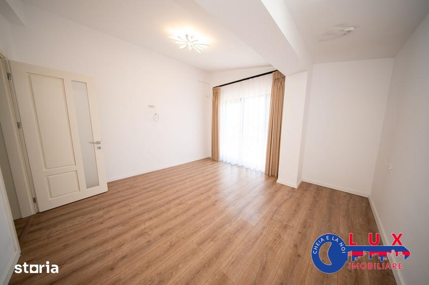 Casă cu 4 camere cu Teren 366 Mp în Babadag
