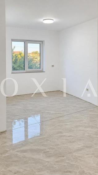Duplex cu 4 camere cu Canalizare în Șag