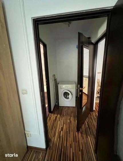 Apartament cu 2 camere semidecomandat, mobilat în Central